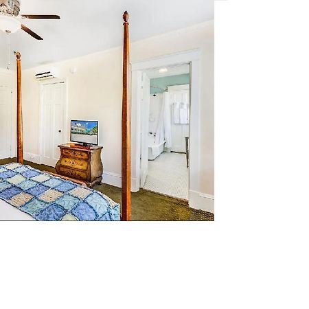 מאונט דורה Lakeside Inn On Lake Dora מראה חיצוני תמונה