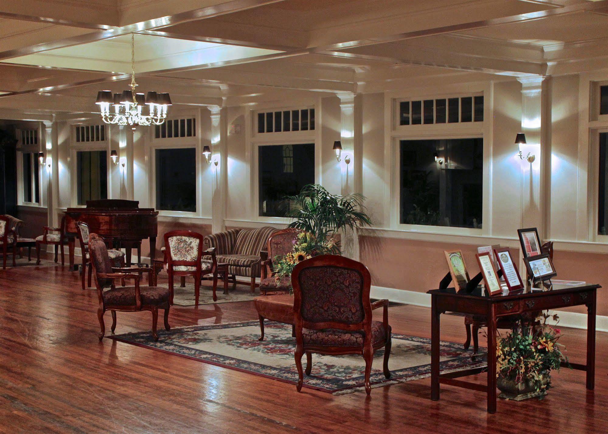 מאונט דורה Lakeside Inn On Lake Dora מראה חיצוני תמונה