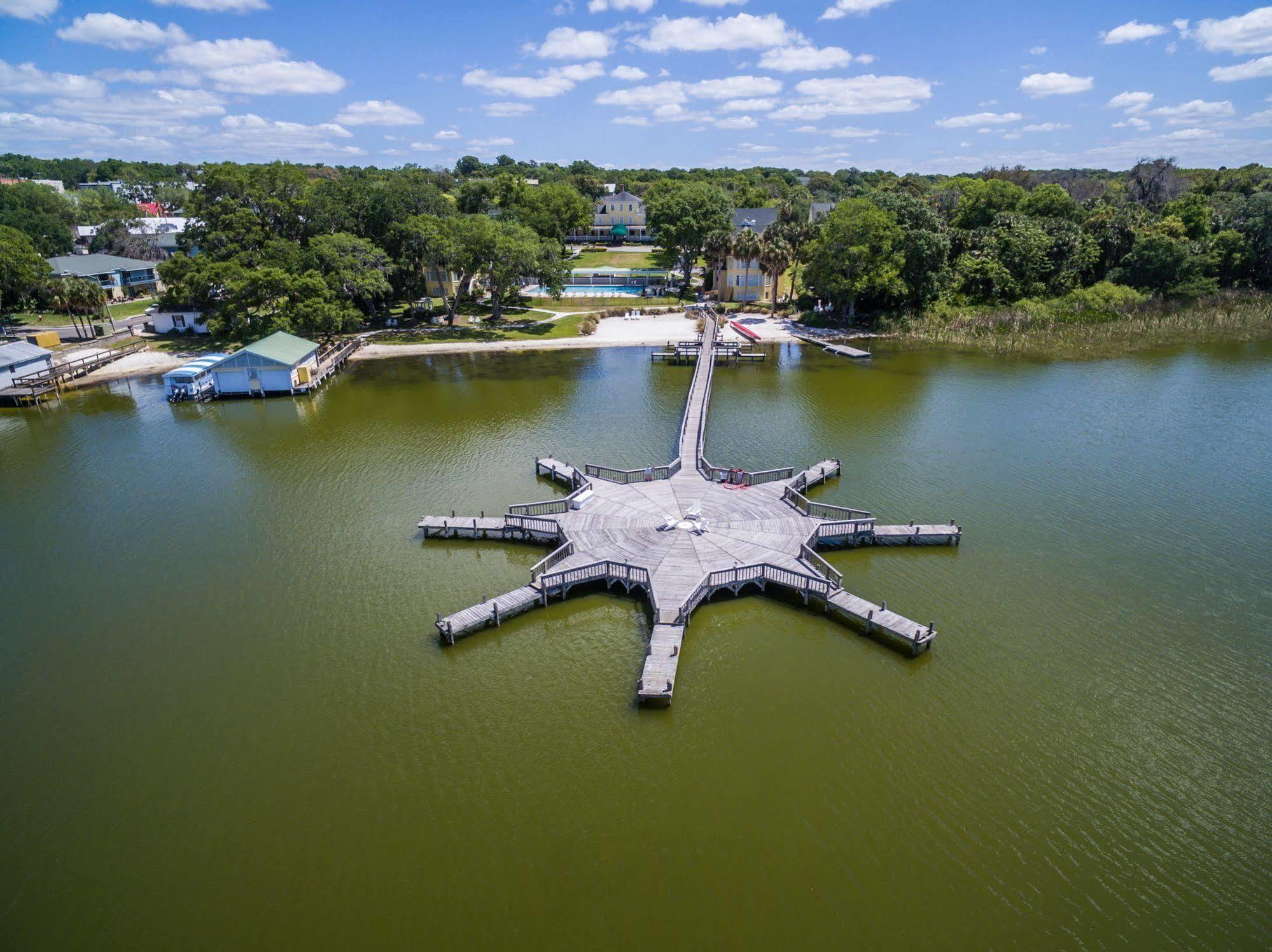 מאונט דורה Lakeside Inn On Lake Dora מראה חיצוני תמונה
